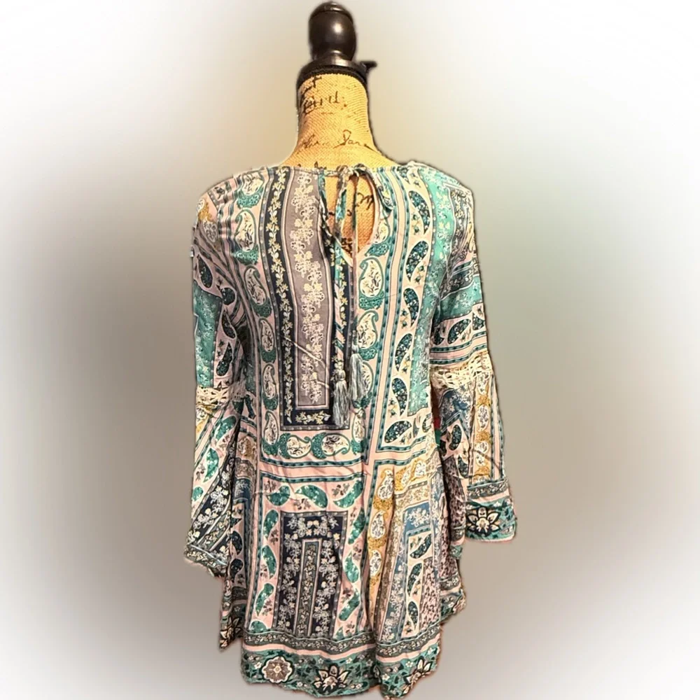 Umgee Boho Dress Size Small Bell Sleeve Paisley PocketsTassel Tie Back Beach - Picture 2 of 15